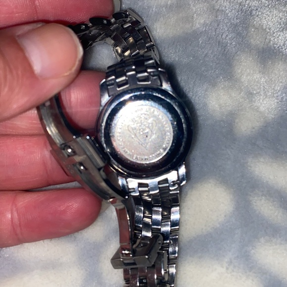 Beautiful Gucci watch - Picture 6 of 9